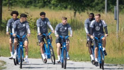 九五至尊VI-温布利对德国说不：踩场训练，禁；客队球票，2000张